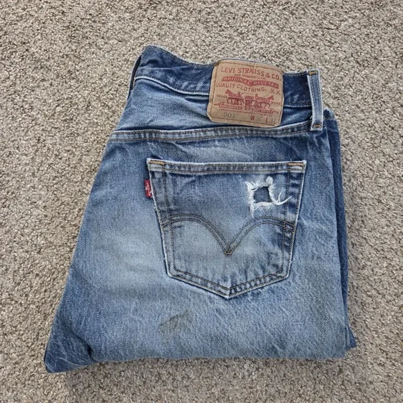 Levis 501 Jeans Mens 36x38 Blue Denim Straight Leg Button Fly Distressed Stained - Picture 1 of 16